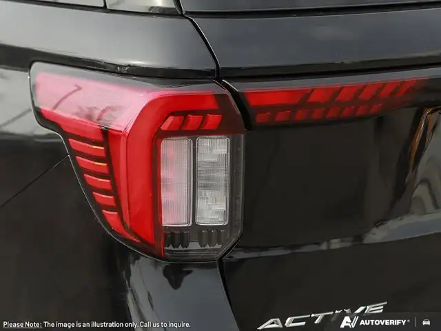 2026 Ford Explorer Active - Photo 12