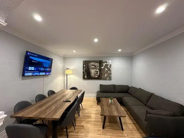 room available for May 1st - Photo 2