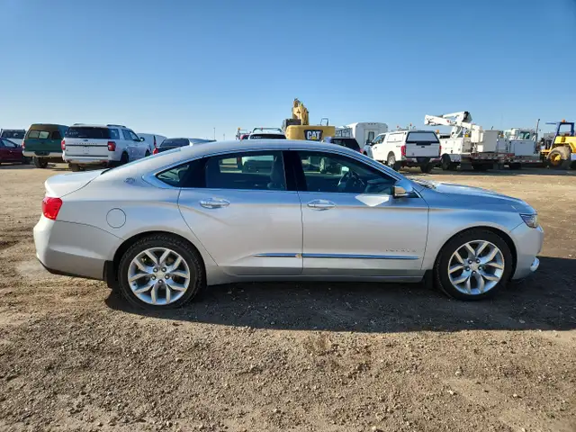 2017 Chevrolet Impala - Photo 24
