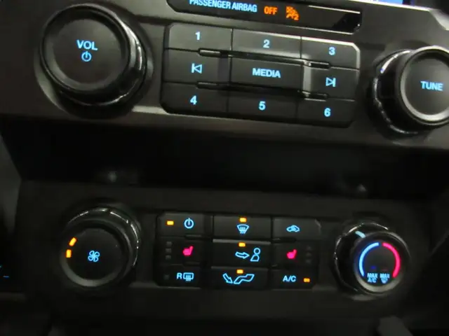 FORD F-150 2020 XLT V-8 5.0 LITRES COYOTE CUIR CHAUFFANT TOIT PA - Photo 15