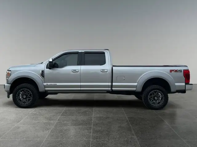 2020 Ford Super Duty F-350 SRW Platinum / 4WD - Photo 2