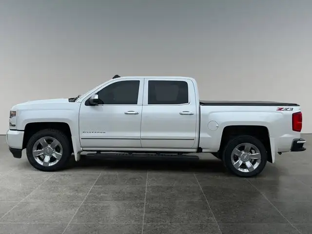 2018 Chevrolet Silverado 1500 LTZ / 4WD - Photo 2