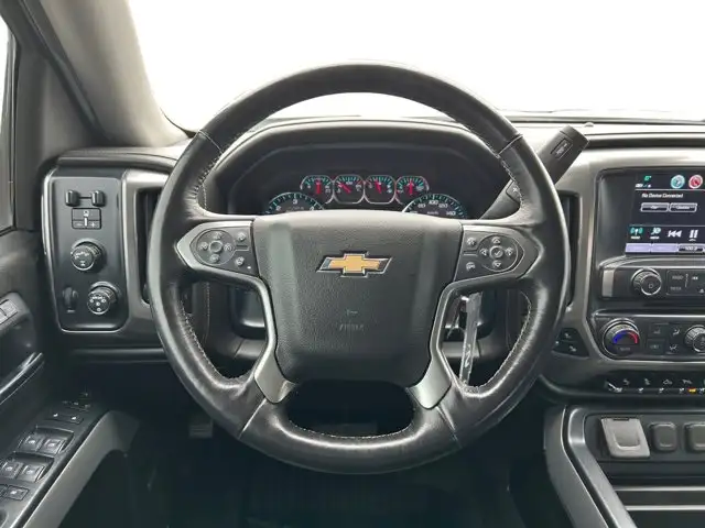 2018 Chevrolet Silverado 1500 LTZ / 4WD - Photo 12