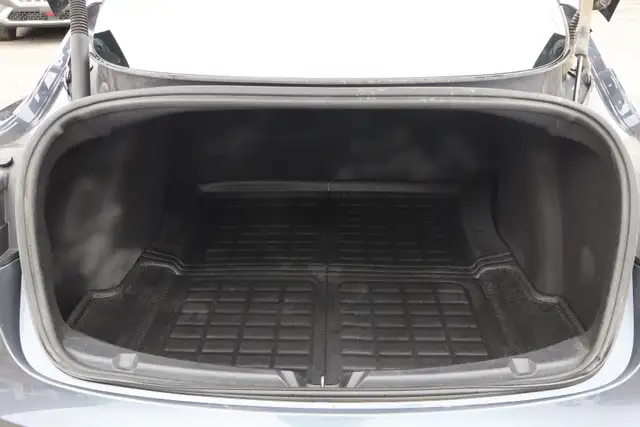 2022 Tesla Model 3 - Photo 27