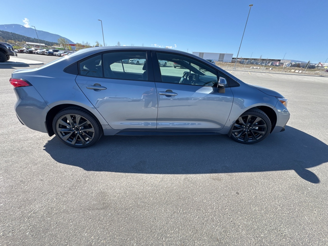 2026 Toyota Corolla SE SE TRIM - Photo 6