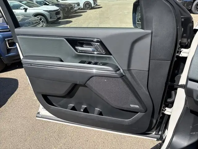 2026 GMC Sierra EV Max Range AT4 - Photo 7