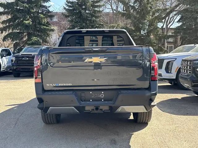 2026 Chevrolet Silverado EV Max Range LT - Photo 4