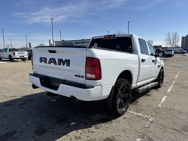 2023 Ram 1500 Classic Express - Photo 7