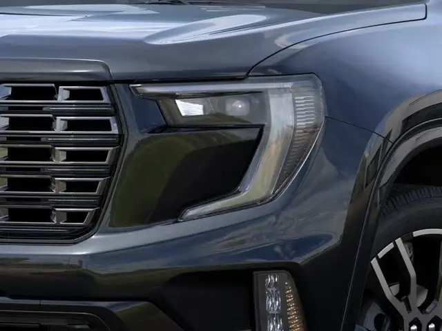 2026 GMC Acadia Denali Ultimate - Photo 13