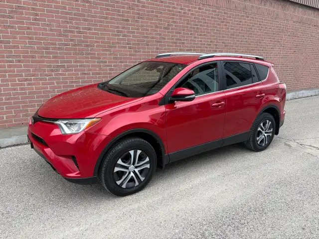 2017 Toyota RAV4 LE