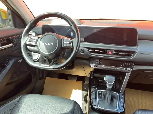 2024 Kia Seltos SX - Photo 14