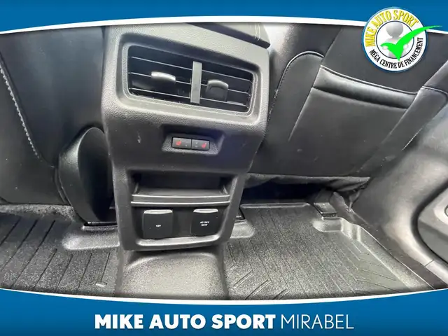 Ford Edge 4 portes Titanium, Traction intégrale 2016 Toujours En - Photo 11