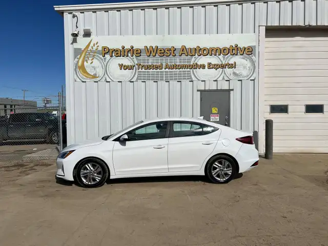 2019 Hyundai Elantra Preferred | No Accident | Reverse Camera - Photo 8