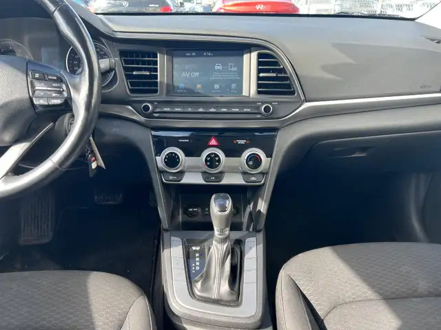 2019 Hyundai Elantra Preferred | No Accident | Reverse Camera - Photo 21