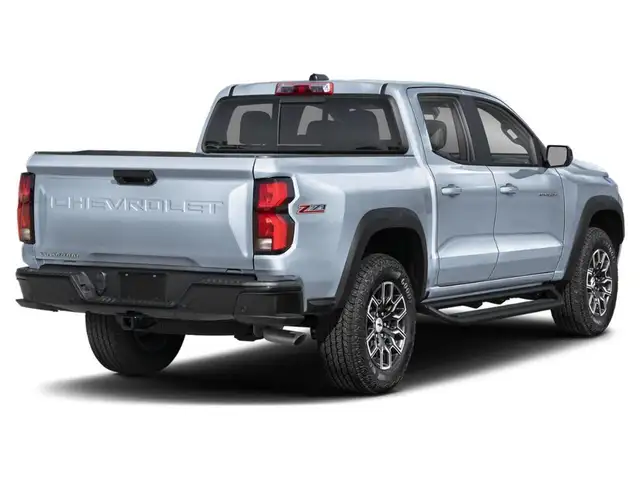 2025 Chevrolet Colorado 4WD Crew Cab Z71 - Photo 2