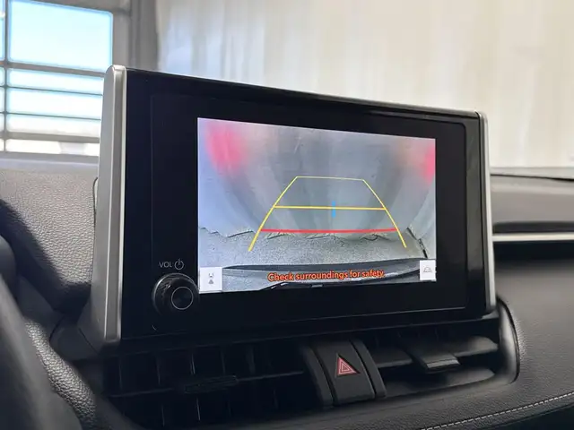 2024 Toyota RAV4 LE AWD - Backup Camera, Heated Front Seats, Blu - Photo 17