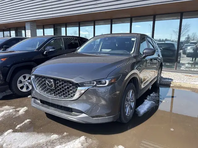 2025 Mazda CX-5 - Photo 2