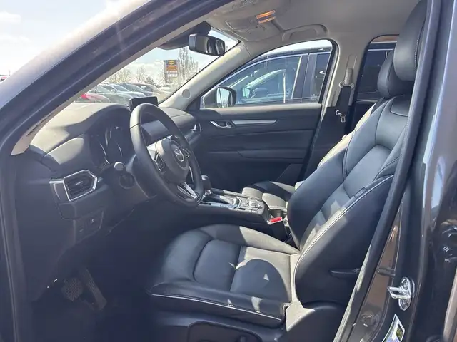 2025 Mazda CX-5 - Photo 4