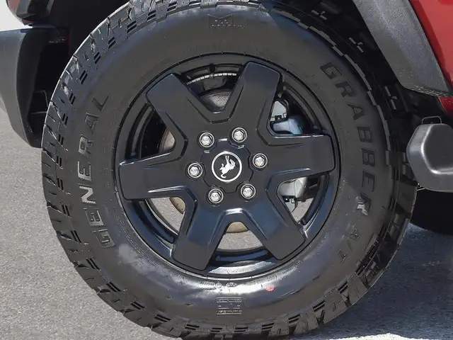 2026 Ford Bronco Big Bend - Photo 9