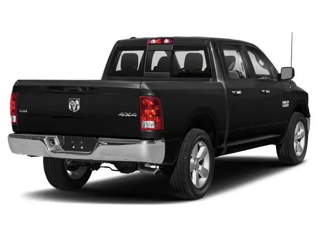 2020 Ram 1500 Classic SLT - HEMI V8 | Local Unit | Class IV Hitc - Photo 2