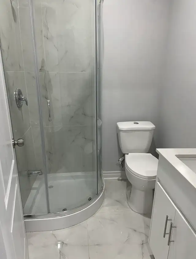 A shared/ furnished room for rent in Mississauga - Photo 3