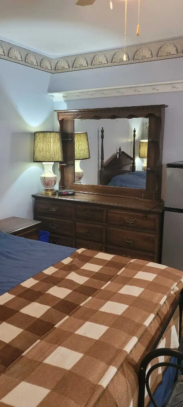 May 18th Room Available 15mins To DarlingtonOPG Plant - Photo 2