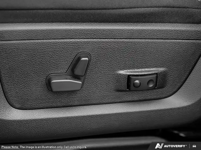 2026 Ram 3500 Big Horn | 6.4L V8 Hemi | Engine Block Heater - Photo 25