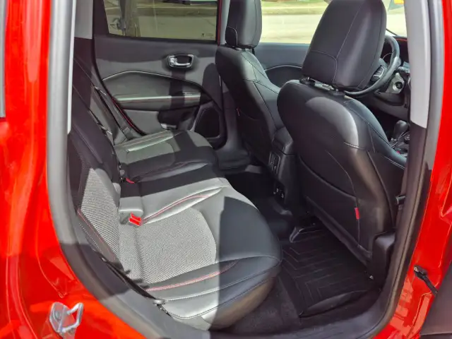 2018 Jeep Compass - Photo 14