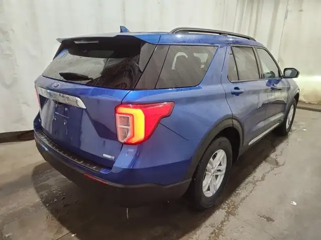 2020 Ford Explorer XLT 4WD 300A - Photo 3