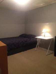 Furnished room for Rent. $650 mth. No D.D required. 780-742-9914