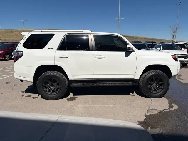 2018 Toyota 4Runner SR5 4WD • One Owner - Photo 8