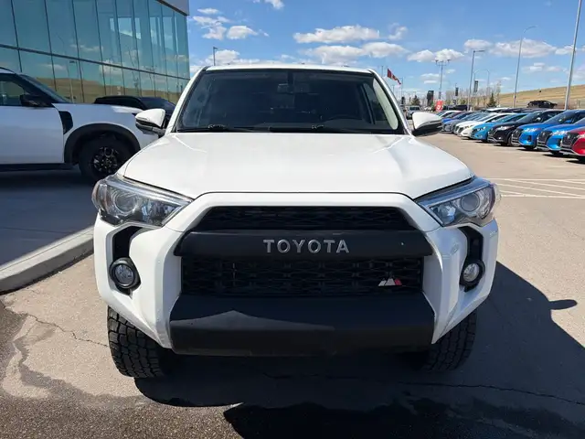 2018 Toyota 4Runner SR5 4WD • One Owner - Photo 10