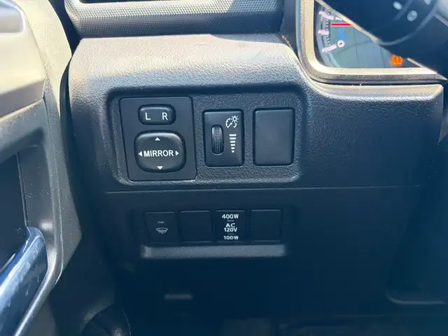 2018 Toyota 4Runner SR5 4WD • One Owner - Photo 14