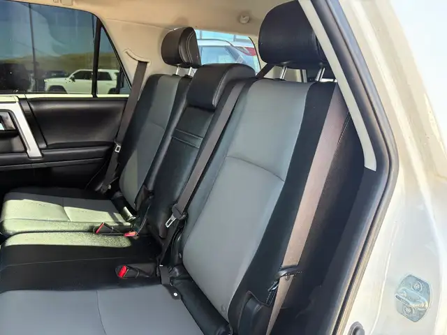 2018 Toyota 4Runner SR5 4WD • One Owner - Photo 25