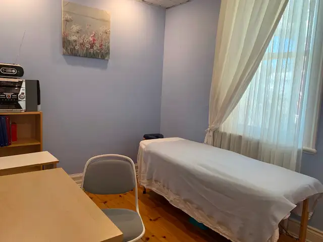 Charmant bureau à louer - Photo 3