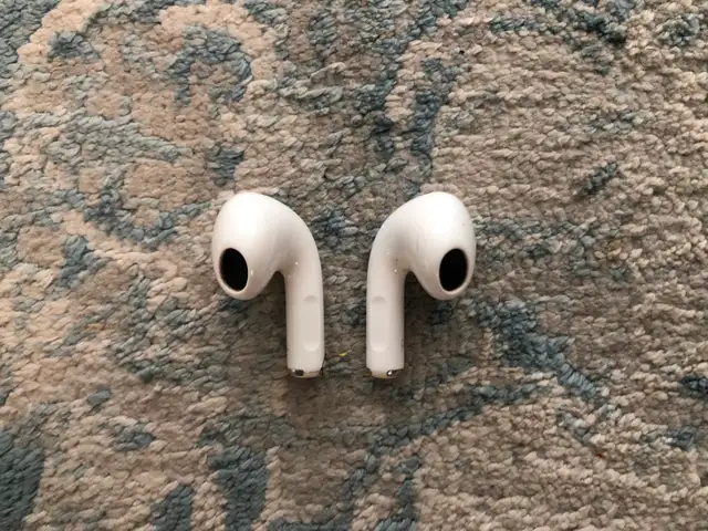 Apple AirPods Generation 3 LEFT (A2564) EARBUD ONLY - Photo 5