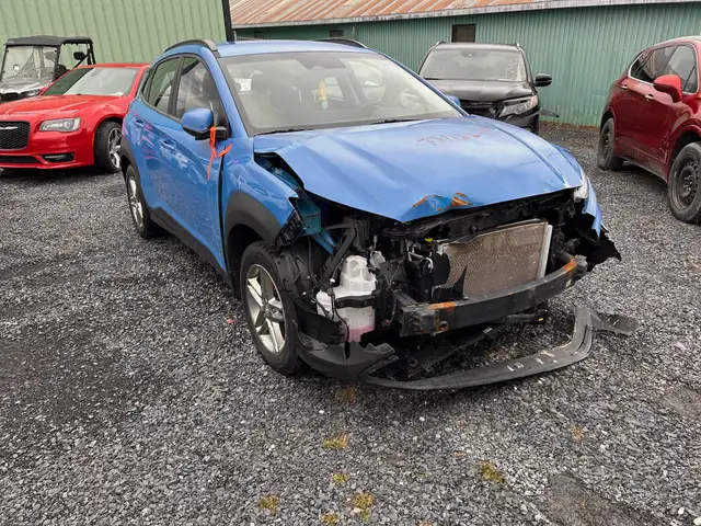 2022 Hyundai Kona Essential - Photo 2