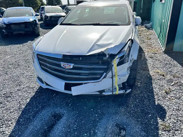 2018 Cadillac XTS Premium Luxury - Photo 2