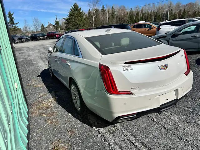 2018 Cadillac XTS Premium Luxury - Photo 15