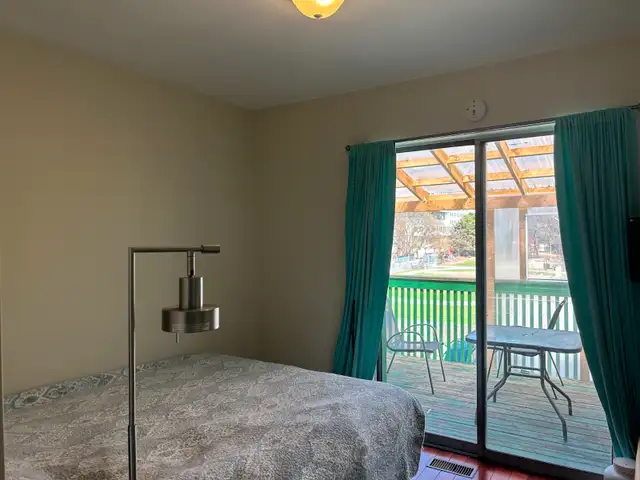 Best deal! Only $898 One Bedroom Unit One Balcony Rent - Photo 3