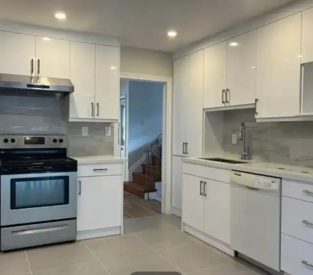 Professional Cleaning Services Available in GAT Area - Photo 3