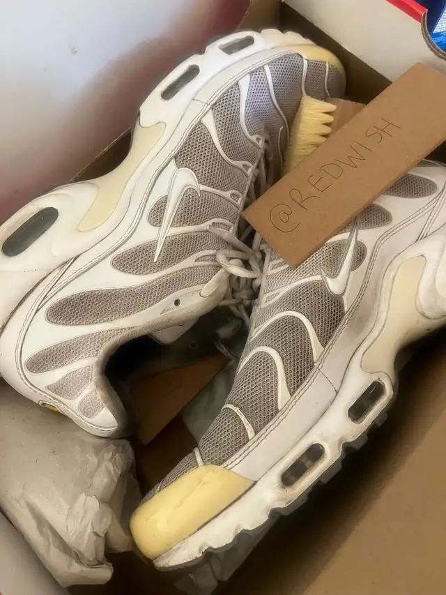 NIKE LIQUIDATION SALES, SIZE 13 SNEAKERS, $40 EACH