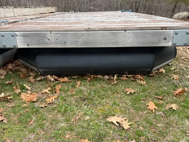 Floating  Dock - Photo 2