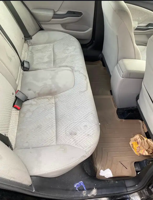 mobile interior detailing - Photo 9