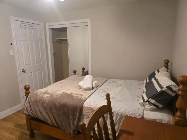 Yonge /Sheppard Station Start  May 1 $350 per week - Photo 4