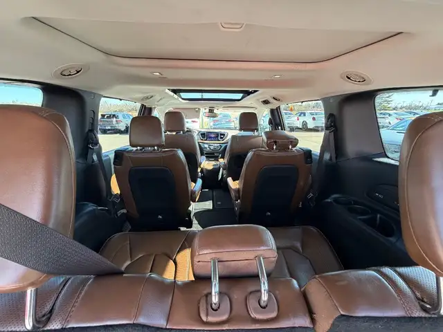 2017 Chrysler Pacifica - Photo 14