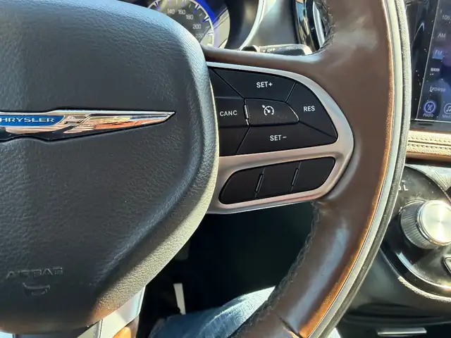 2017 Chrysler Pacifica - Photo 22