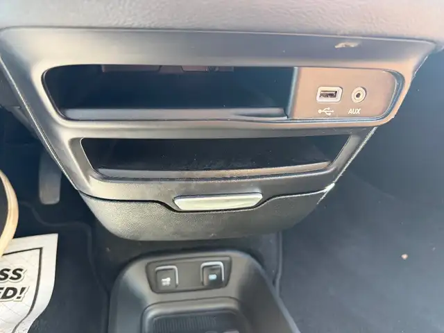 2017 Chrysler Pacifica - Photo 26