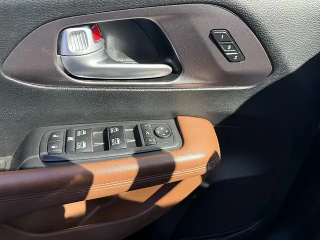 2017 Chrysler Pacifica - Photo 33