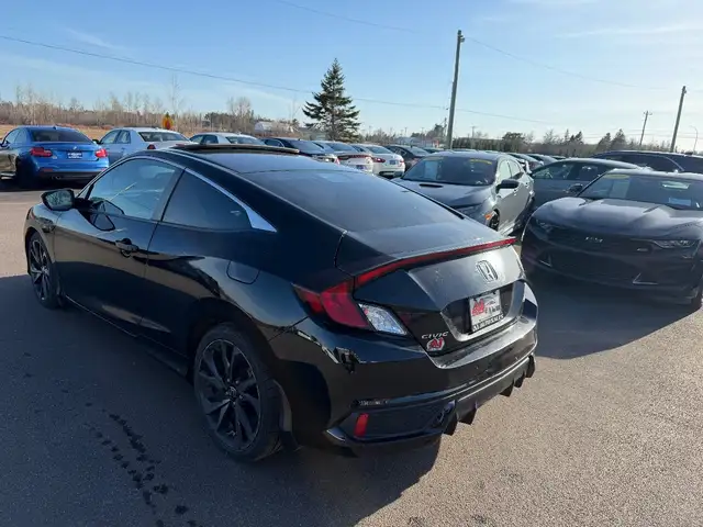 2020 Honda CIVIC - Photo 4